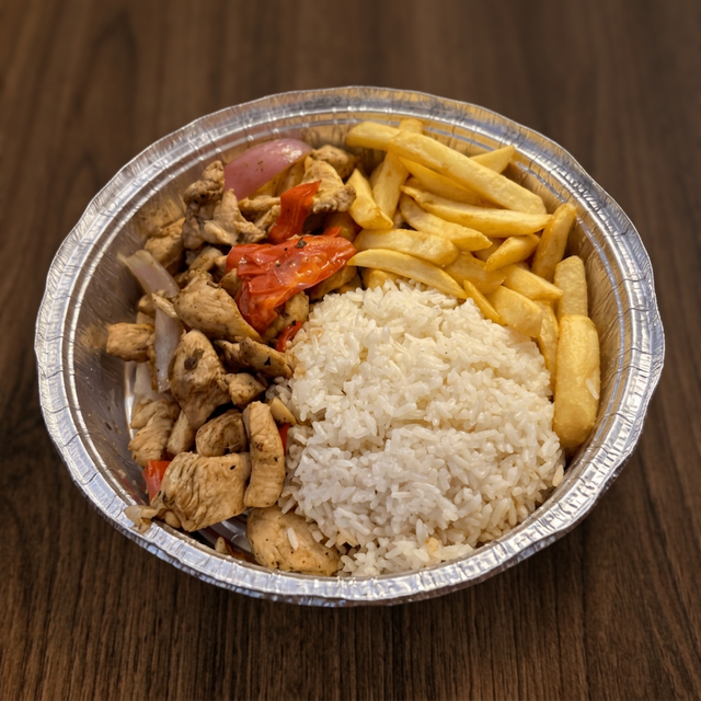 Pollo Saltado.